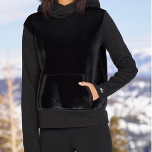 NWT Alo Yoga luxe long sleeve block party black sweatshirt size XS
